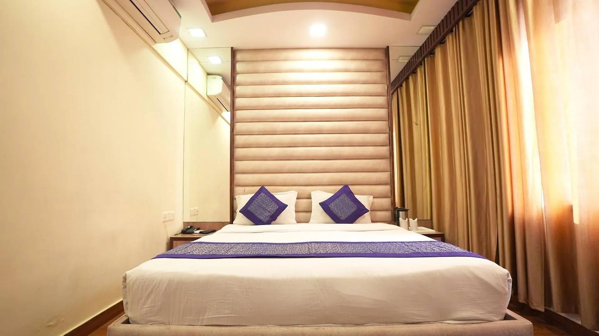 Hotel Silver Stone Delhi   Delhi (National Capital Territory of India)